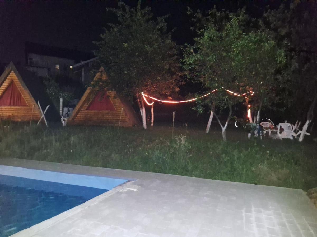 Bungalovi Lana ซาราเยโว ภายนอก รูปภาพ